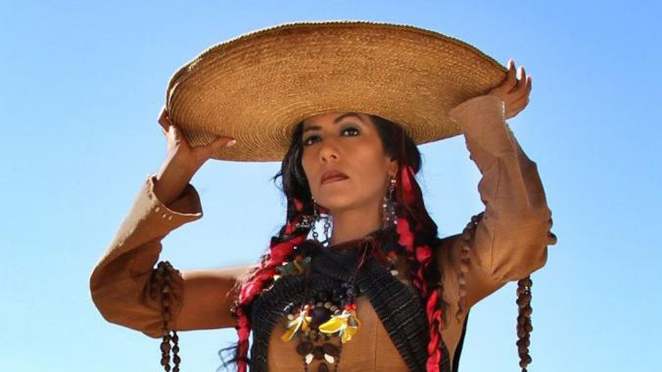 Мексиканская музыка слушать. Лила Даунс. Мексиканская певица. Мексиканские певицы 80-х. Мексиканская страсть.