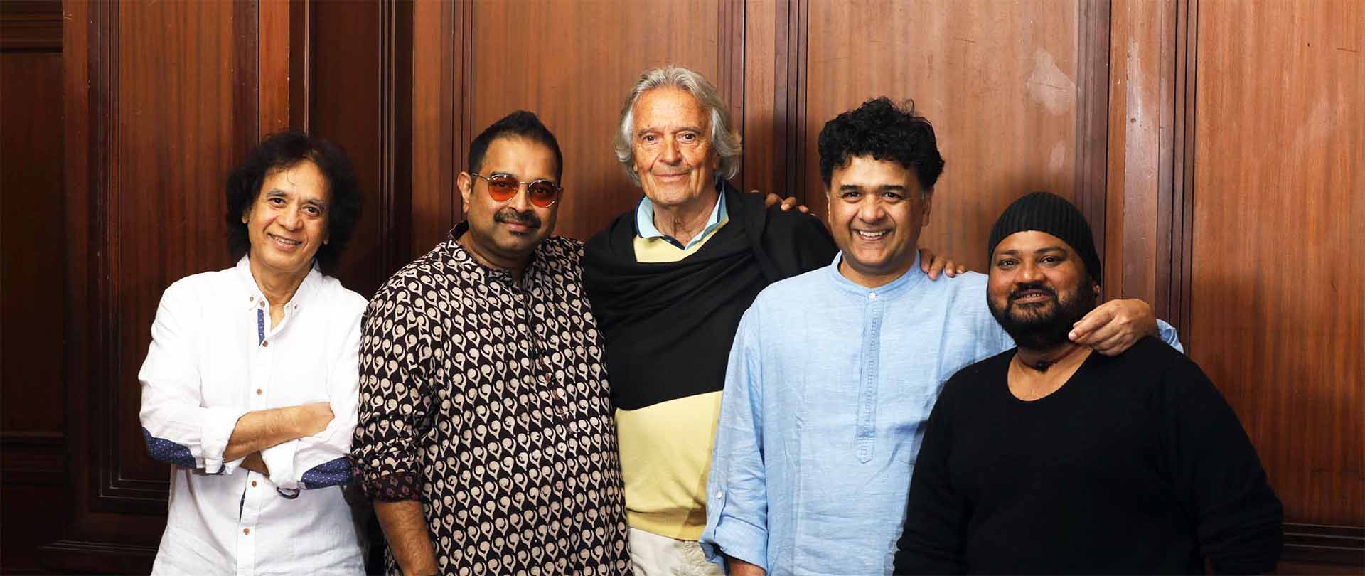 The members of Shakti: John McLaughlin, Zakir Hussain, Shankar Mahadevan, Ganesh Rajagopalan, Selvaganesh Vinayakram 