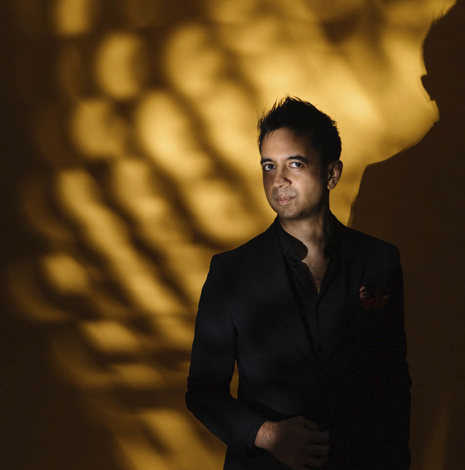 Vijay Iyer in light and shadow